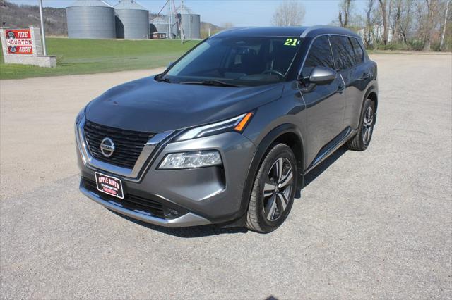 2021 Nissan Rogue Platinum Intelligent AWD for sale in La Crescent, MN