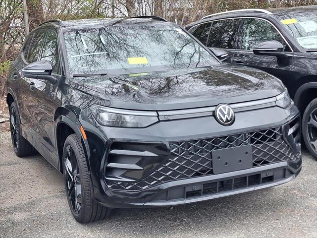 2026 Volkswagen Tiguan SE R-Line Black