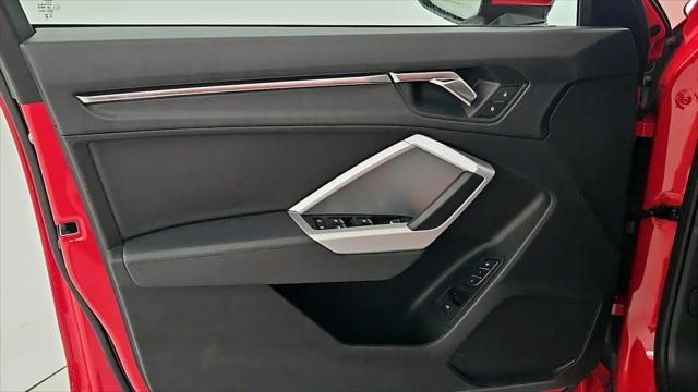 2023 Audi Q3 Premium 45 TFSI S line quattro Tiptronic