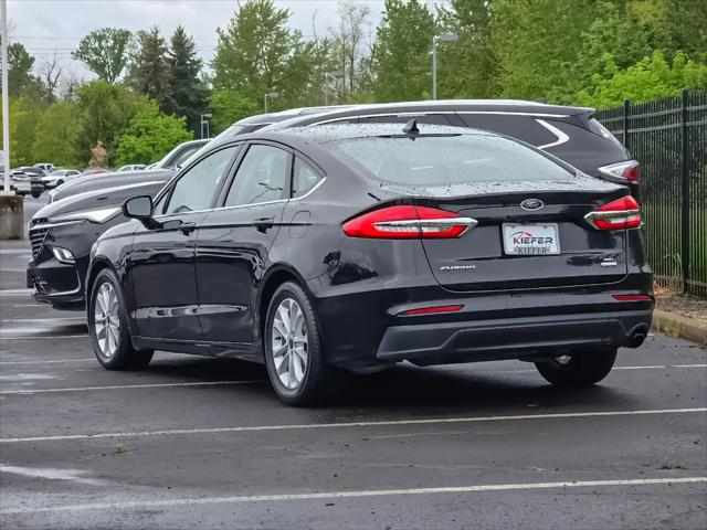 2020 Ford Fusion SE