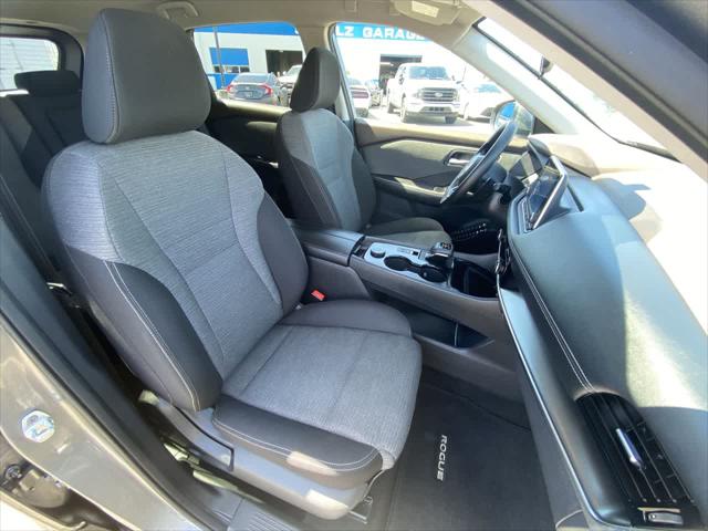 2022 Nissan Rogue SV Intelligent AWD