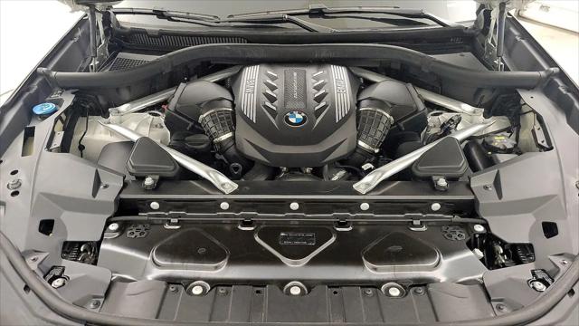 2020 BMW X5 M50i
