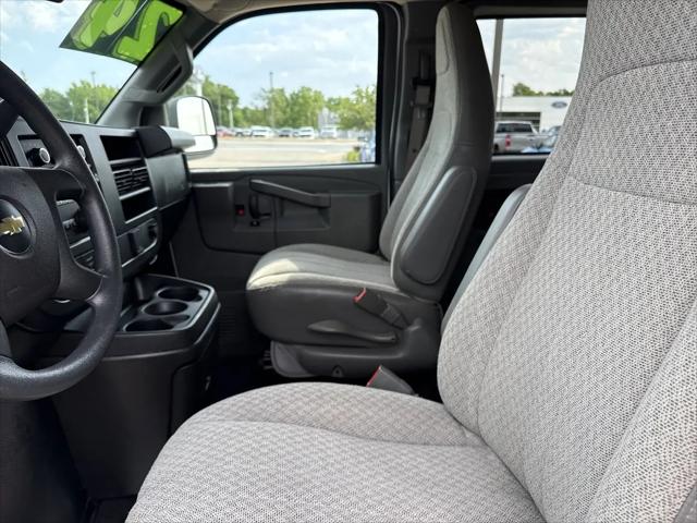 2024 Chevrolet Express Passenger RWD 3500 Extended Wheelbase LS