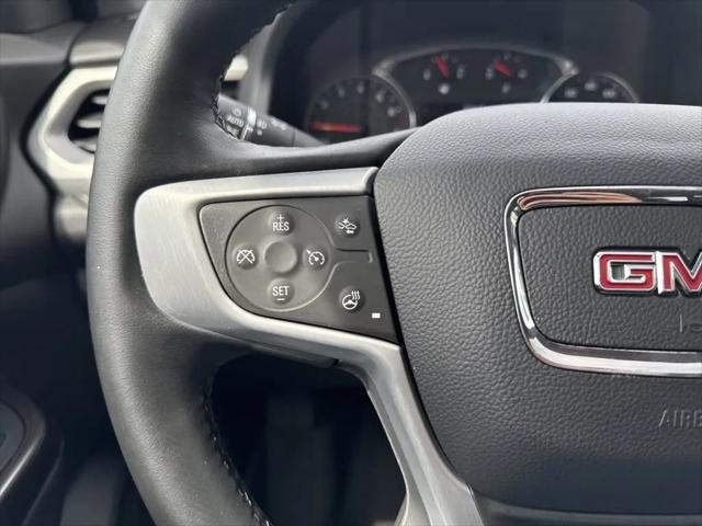 2023 GMC Acadia AWD SLT