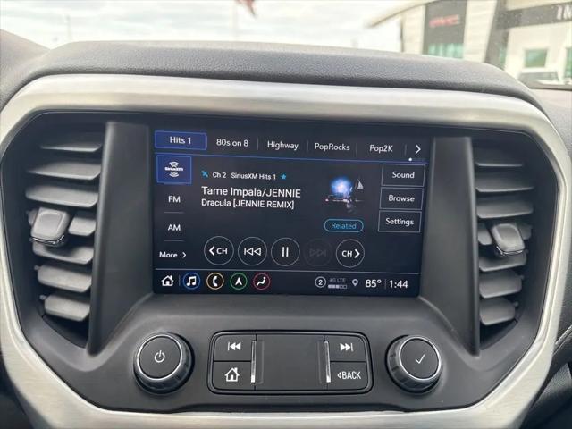 2023 GMC Acadia AWD SLT