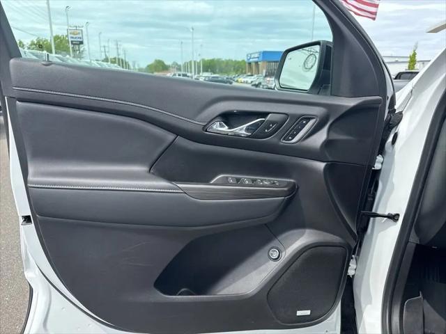 2023 GMC Acadia AWD SLT