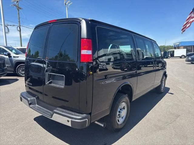 2026 Chevrolet Express Cargo Van 2500 Regular Wheelbase, WT, RWD
