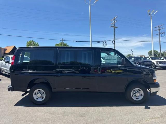 2026 Chevrolet Express Cargo Van 2500 Regular Wheelbase, WT, RWD