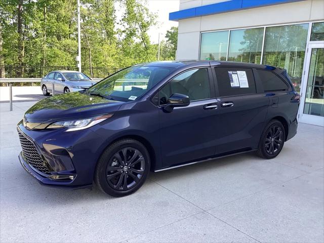 2025 Toyota Sienna XSE