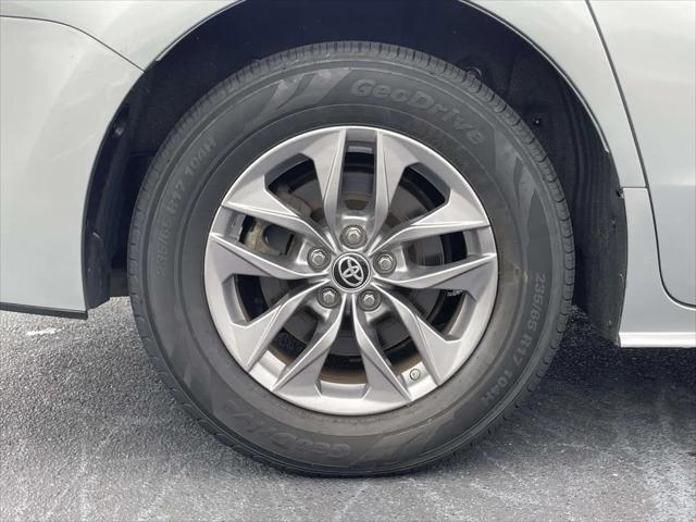 2024 Toyota Sienna XLE