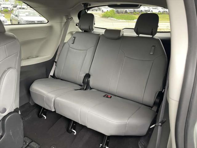 2024 Toyota Sienna XLE