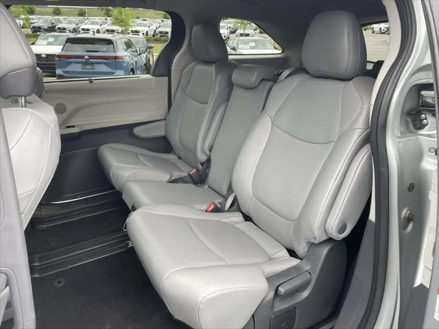 2024 Toyota Sienna XLE