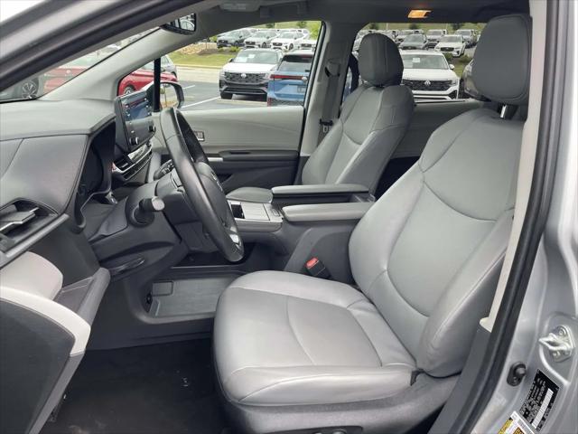 2024 Toyota Sienna XLE