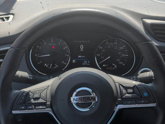 2022 Nissan Rogue Sport SL AWD Xtronic CVT