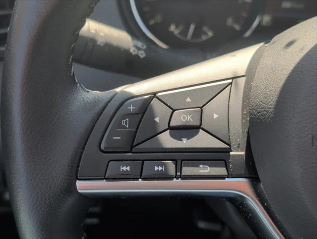 2022 Nissan Rogue Sport SL AWD Xtronic CVT