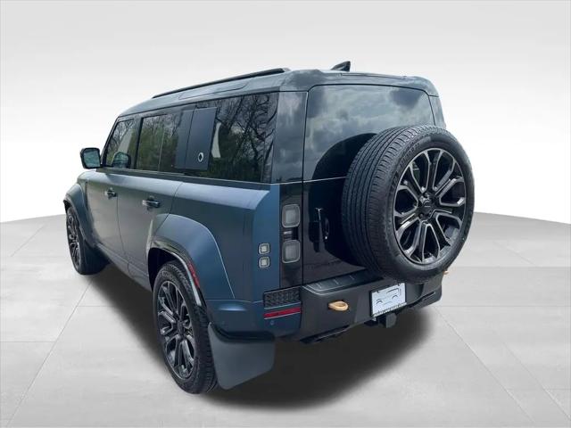 2026 Land Rover Defender P635 OCTA