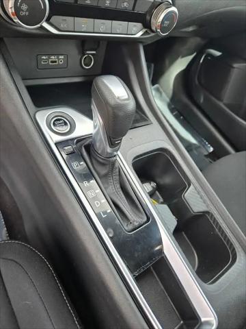 2022 Nissan Sentra SV Xtronic CVT