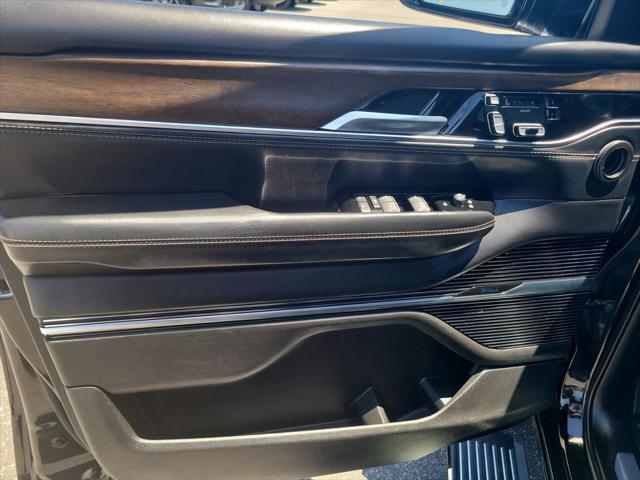 2024 Jeep Grand Wagoneer L 4x4