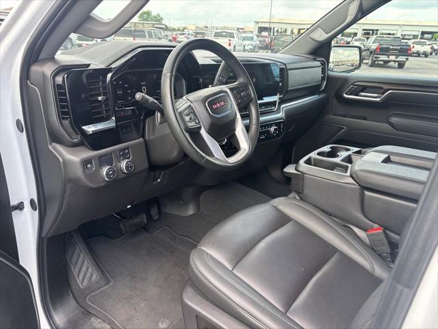 2025 GMC Sierra 1500 2WD Crew Cab Short Box SLT