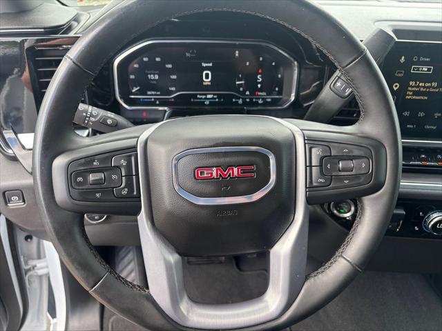 2025 GMC Sierra 1500 2WD Crew Cab Short Box SLT