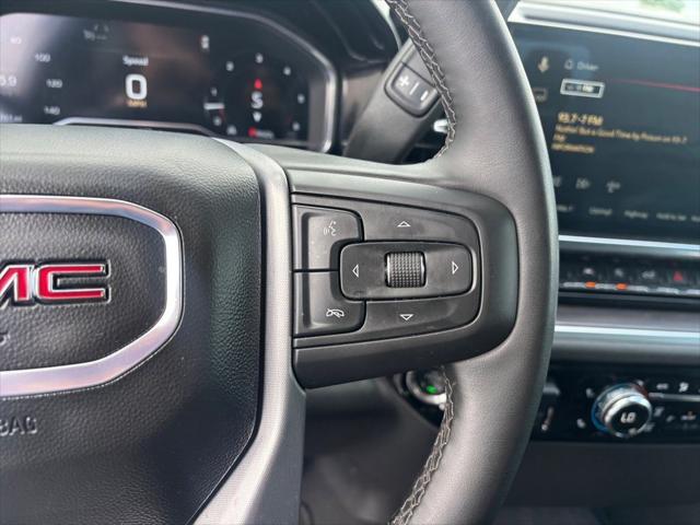 2025 GMC Sierra 1500 2WD Crew Cab Short Box SLT