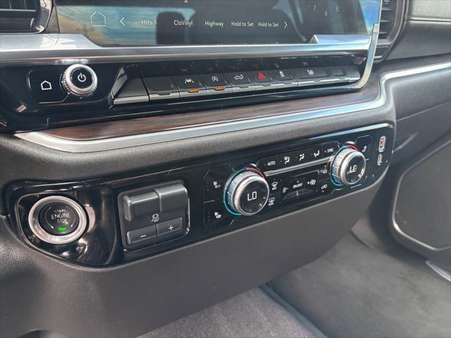 2025 GMC Sierra 1500 2WD Crew Cab Short Box SLT