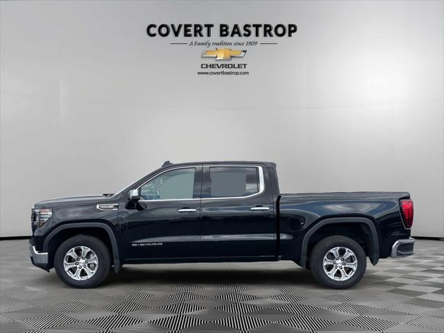 2025 GMC Sierra 1500 2WD Crew Cab Short Box SLT