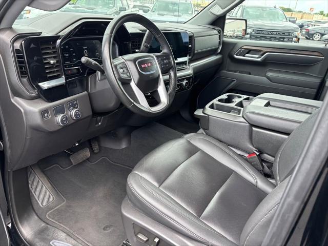 2025 GMC Sierra 1500 2WD Crew Cab Short Box SLT