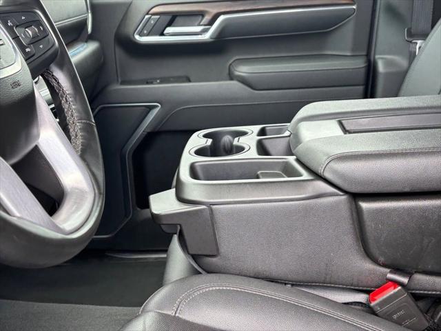 2025 GMC Sierra 1500 2WD Crew Cab Short Box SLT