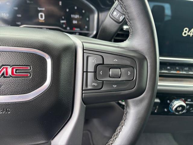 2025 GMC Sierra 1500 2WD Crew Cab Short Box SLT