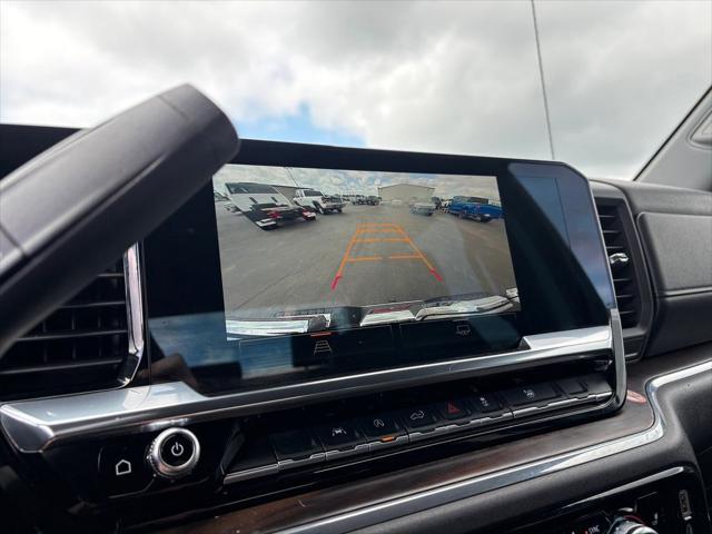 2025 GMC Sierra 1500 2WD Crew Cab Short Box SLT