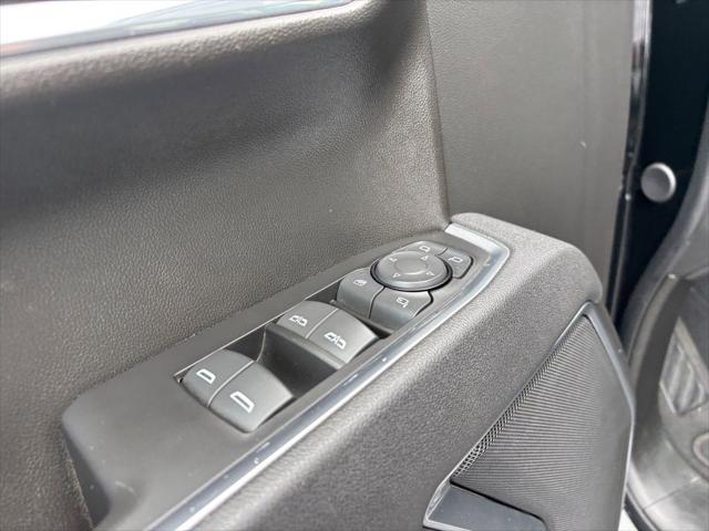 2025 GMC Sierra 1500 2WD Crew Cab Short Box SLT
