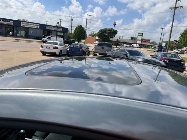 2015 INFINITI Q60 Standard