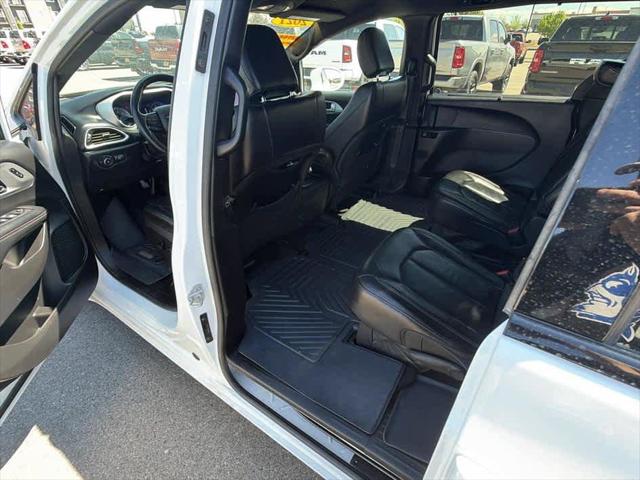 2021 Chrysler Pacifica Touring L