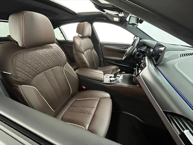 2023 BMW M5 i xDrive