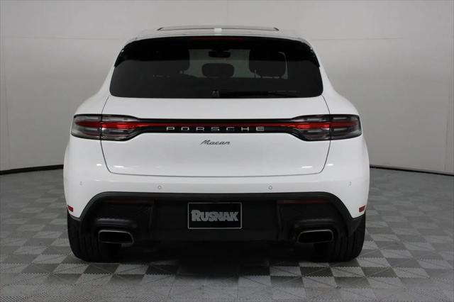 2026 Porsche Macan Macan