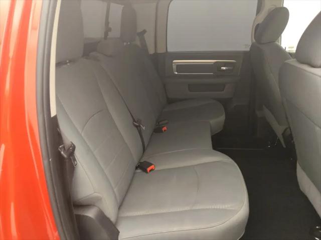 2019 Ram 1500 Classic SLT Crew Cab 4x4 6'4" Box