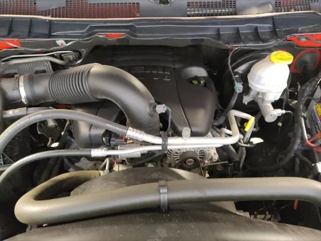 2019 Ram 1500 Classic SLT Crew Cab 4x4 6'4" Box