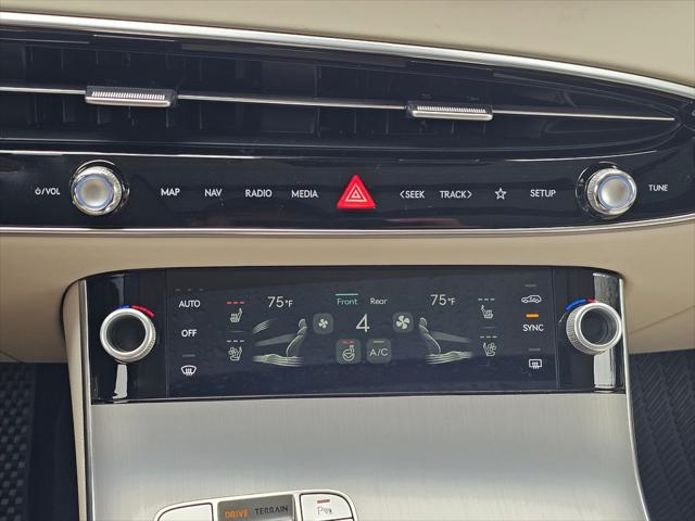 2026 Genesis GV70 2.5T Advanced