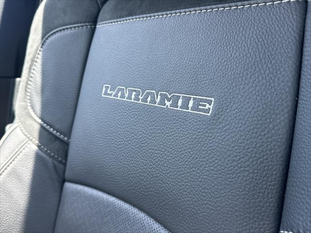 2026 RAM Ram 3500 RAM 3500 LARAMIE CREW CAB 4X4 8 BOX