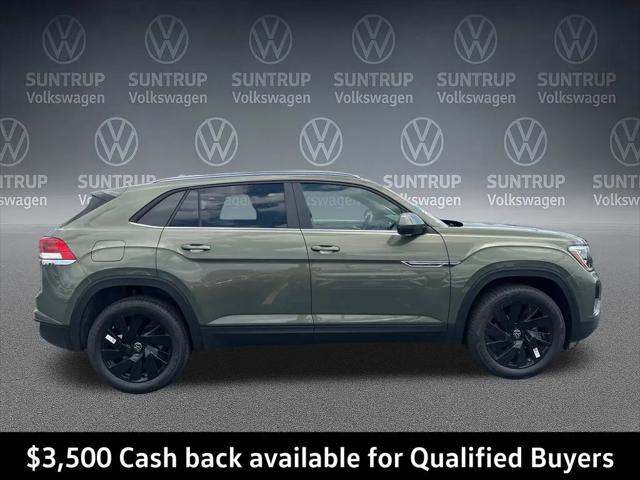 2026 Volkswagen Atlas Cross Sport SE with Technology