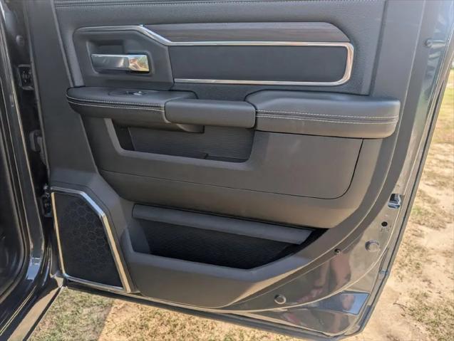 2026 Ram 2500 Laramie Crew Cab 4x4 64 Box