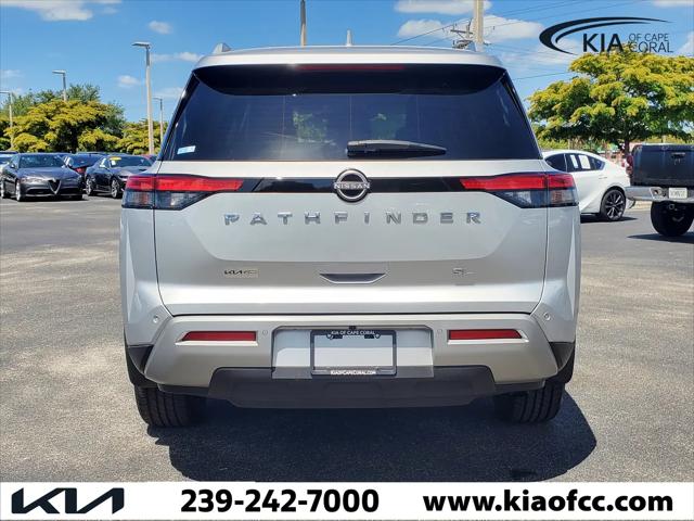 2023 Nissan Pathfinder SL FWD