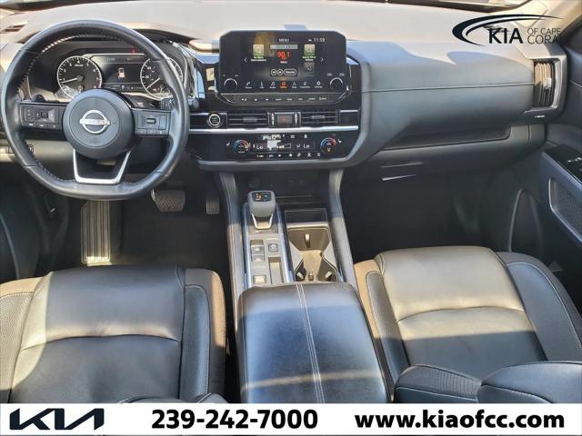 2023 Nissan Pathfinder SL FWD
