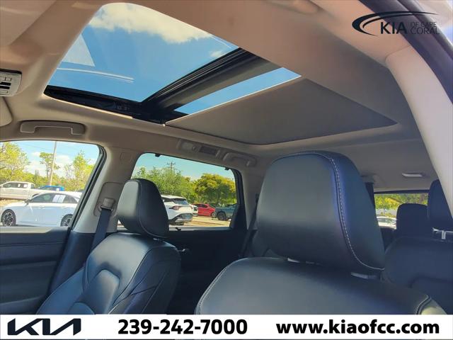 2023 Nissan Pathfinder SL FWD