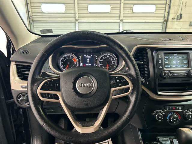 2017 Jeep Cherokee Sport
