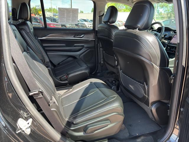 2023 Jeep Grand Cherokee L Limited 4x4