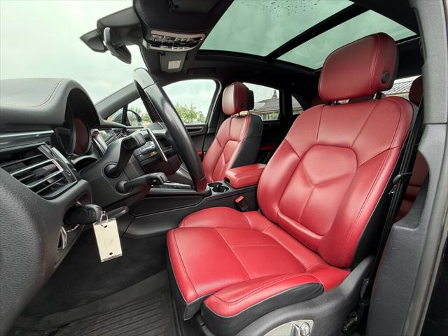 2024 Porsche Macan S