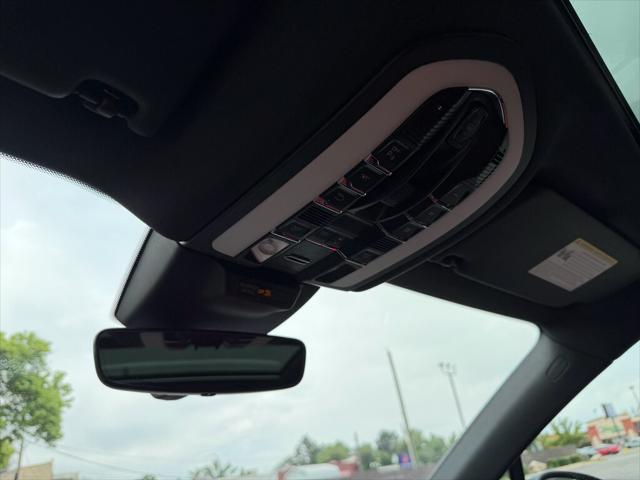 2024 Porsche Macan S