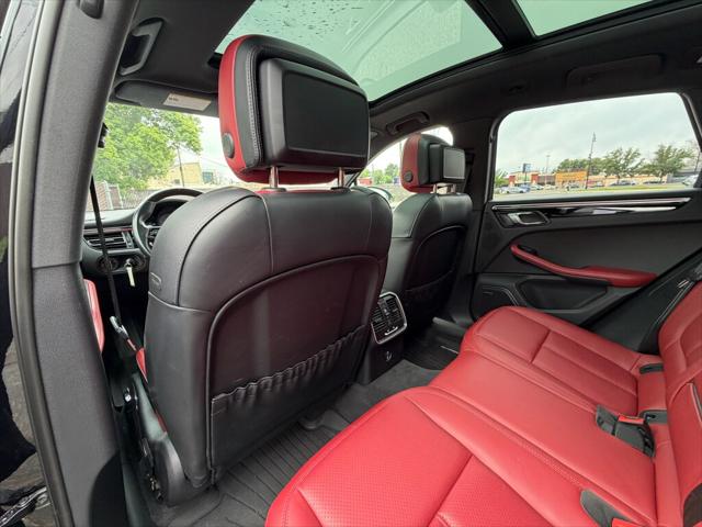 2024 Porsche Macan S